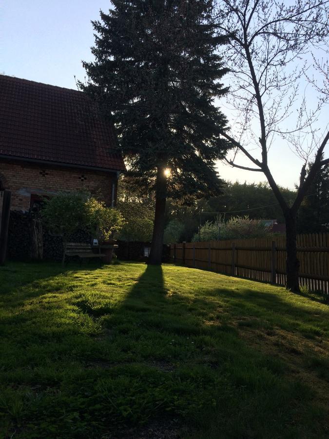 Pension Zum Alten Gasthaus Haensel Krauschwitz Esterno foto